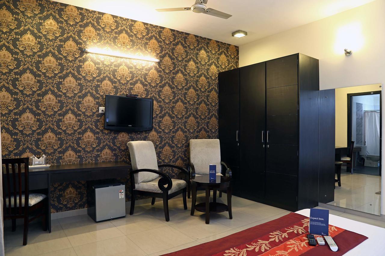 Fabhotel Signature Cyber Park Delhi  Ngoại thất bức ảnh