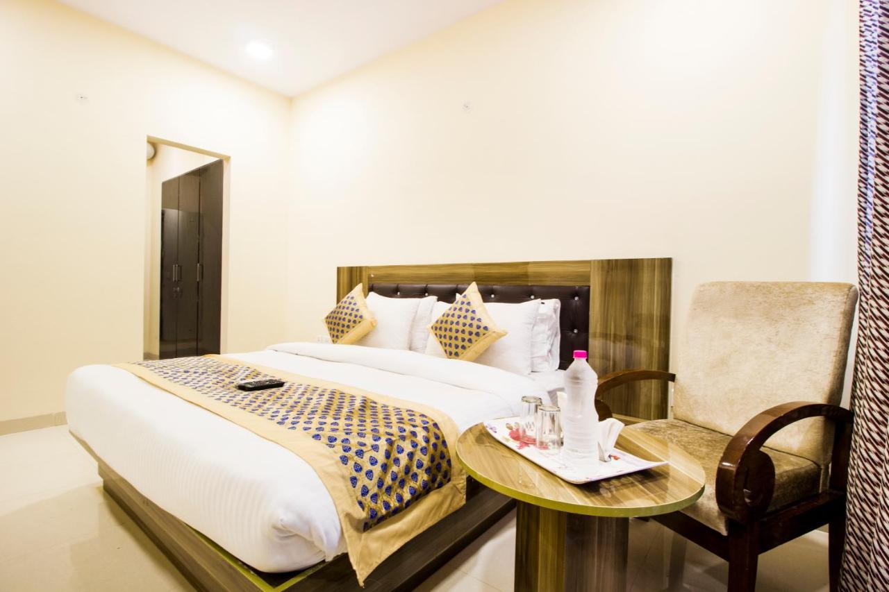 Fabhotel Signature Cyber Park Delhi  Ngoại thất bức ảnh
