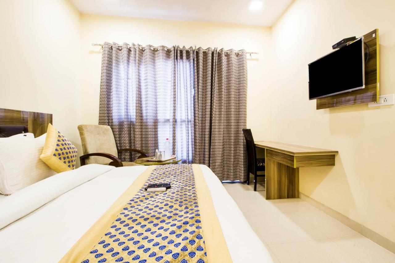 Fabhotel Signature Cyber Park Delhi  Ngoại thất bức ảnh