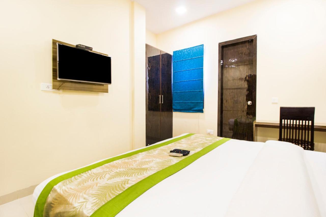 Fabhotel Signature Cyber Park Delhi  Ngoại thất bức ảnh