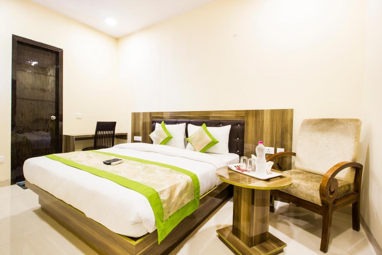 Fabhotel Signature Cyber Park Delhi  Ngoại thất bức ảnh