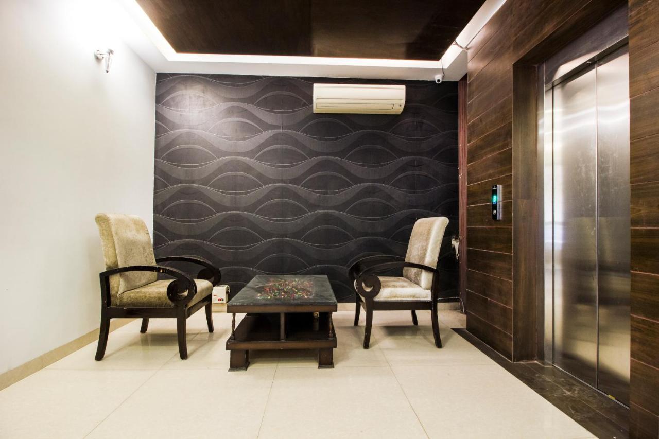 Fabhotel Signature Cyber Park Delhi  Ngoại thất bức ảnh