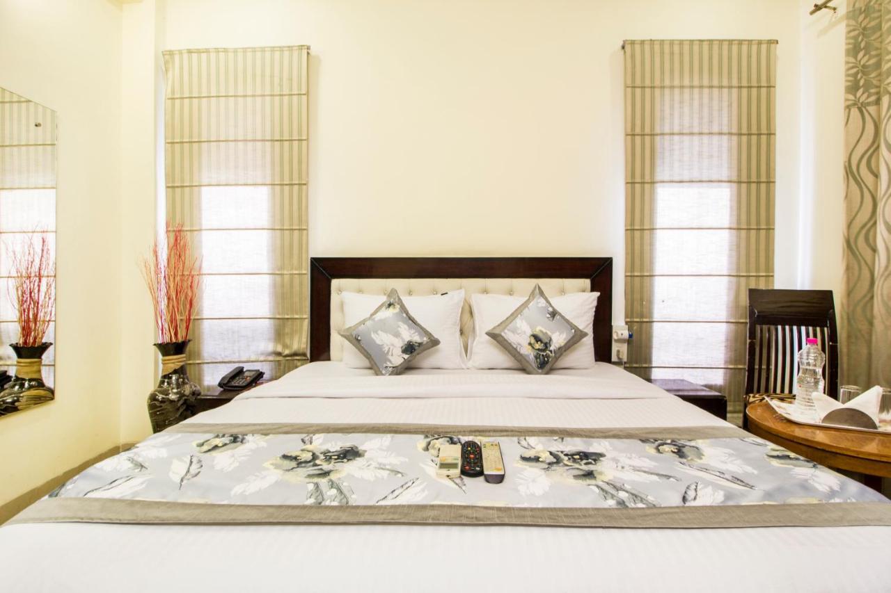 Fabhotel Signature Cyber Park Delhi  Ngoại thất bức ảnh