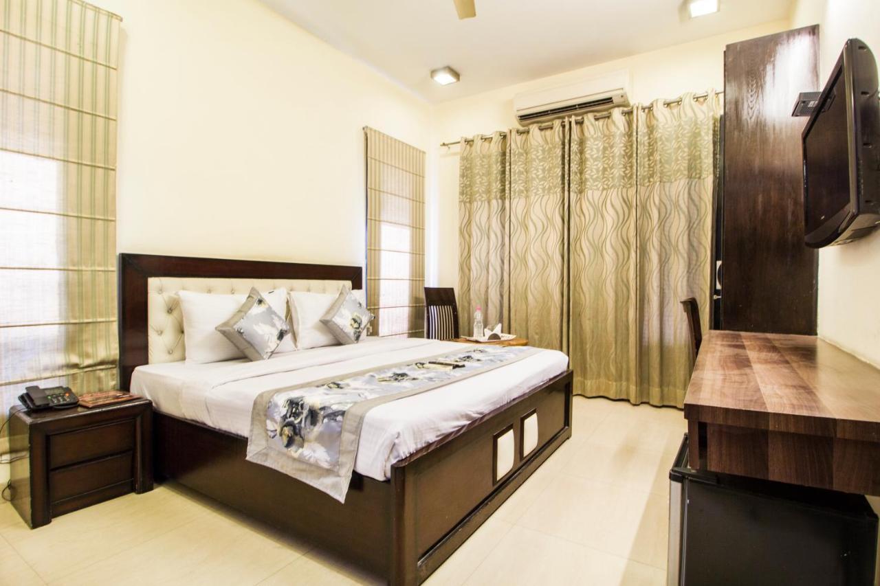 Fabhotel Signature Cyber Park Delhi  Ngoại thất bức ảnh
